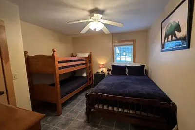 Photo 5 - Hl96 Single Family Home With Views and Lots of Space! Privacy, Convenience, AC and Style!