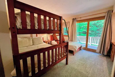 Photo 3 - Fc44 Renovated 3bed 3bath Forest Cottage AC, Views, Yard, Fast Wifi Walk to Skiing!