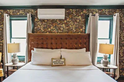 Photo 4 - Hideaway Inn Lenox