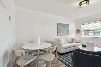 Photo 4 - 1 Bedroom Treasure Island Getaway