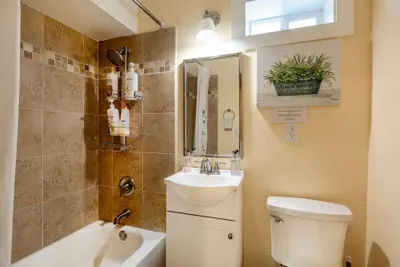 Photo 2 - Marbella Lane - 2BR Cozy Lwrlvl in Dtwn SJ
