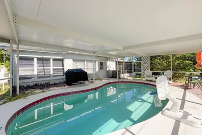 Photo 5 - Largo Pool House and Firepit