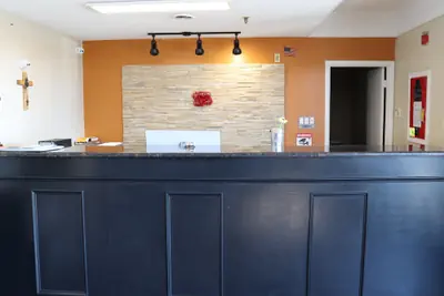 Photo 3 - legacy inn paducah
