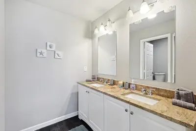 Photo 2 - 4BR Home in the Heart of Cowboy Nation!