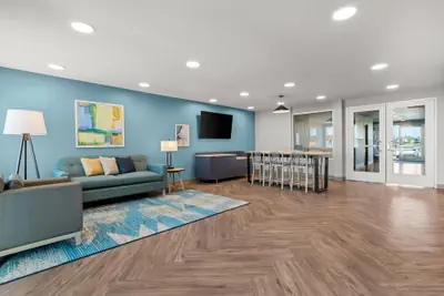 Photo 4 - Woodspring Suites Manteca - Stockton South