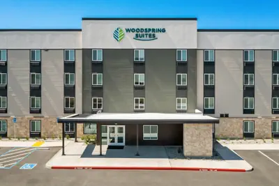 Photo 2 - Woodspring Suites Manteca - Stockton South