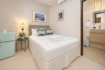 Photo 2 - Room 5 - Modern City Stay in Santurce