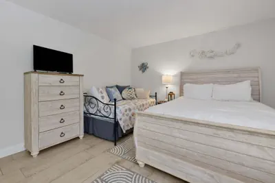 Photo 5 - Dog-friendly Beachwood Home in Omni Plantation With Pool & Beach Access