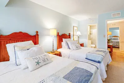 Photo 3 - Dog-friendly Oceanfront Getaway With Shared Pool & Central AC
