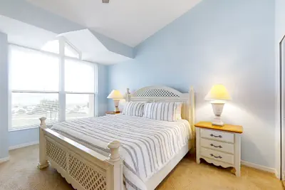 Photo 4 - Lovely Oceanfront Townhome W/free Wifi, Central AC, Shared Pool, Private W/D