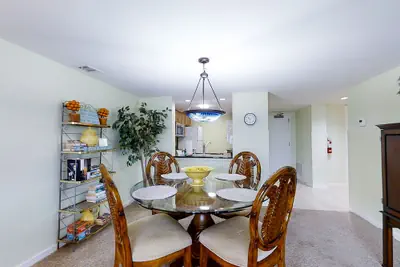 Photo 3 - Updated, Oceanfront Condo With Balcony, Wifi & Shared Pool/clay Tennis Courts