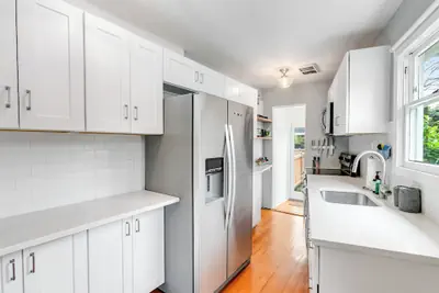 Photo 4 - Montlake Hideaway in Spite House
