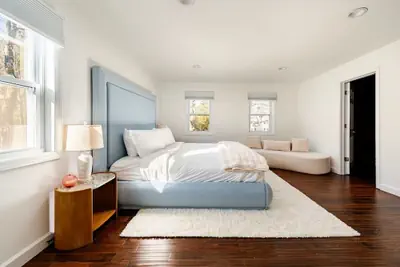 Photo 3 - Spacious Retreat with Game Room