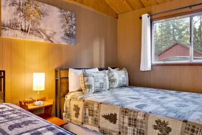 Photo 5 - Bernhardt Brown Bungalow #2583