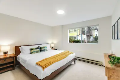 Photo 5 - Emerald Hill City Retreat - 2BR