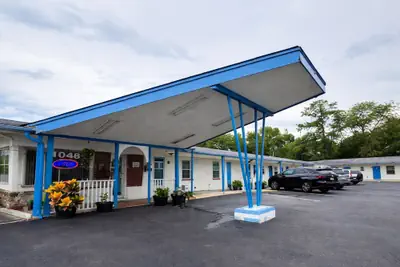Photo 2 - Holiday Motel Ocala Downtown I-75