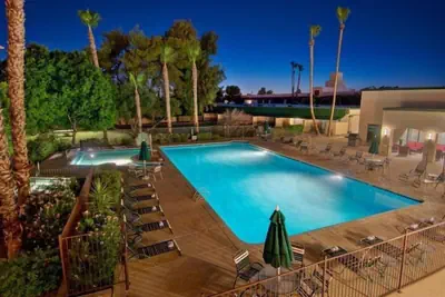 Photo 2 - The Blake At Scottsdale