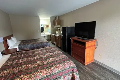 Photo 2 - Lodge Inn Extended Stay