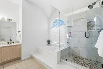 Photo 4 - Bright & Cozy 4BR Home w Movie Room & Backyard