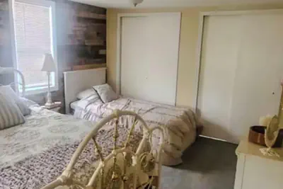 Photo 3 - The Hideaway