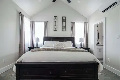 Photo 4 - Quiet Casita With Hot Tub six Min From Downtown