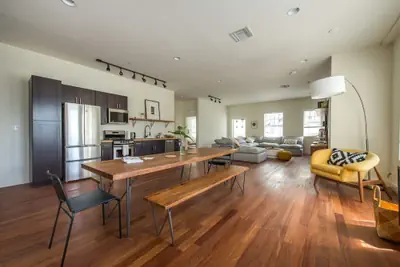 Photo 3 - 4-bedroom Gem Sleeps 10 Best Value in Sobe
