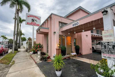 Photo 2 - Anhinga Motel Homestead Fl