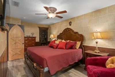 Photo 5 - Fully Themed Harry Potter Getaway Close Disney 3 Bedroom Townhouse
