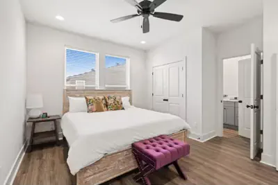 Photo 2 - Enclave 3 Bedroom Luxury Homes