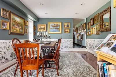 Photo 5 - Unique Luxury Central Historic Landmark Home