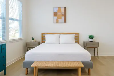 Photo 5 - Stunning, A+location, Workerfriendly, Washer, Pool
