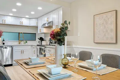 Photo 2 - Marbella Lane-cozy Luxury Townhome Near Microsoft