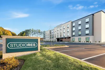 Photo 2 - StudioRes by Marriott Leland