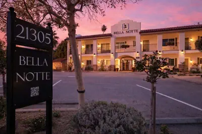 Photo 2 - Bella Notte