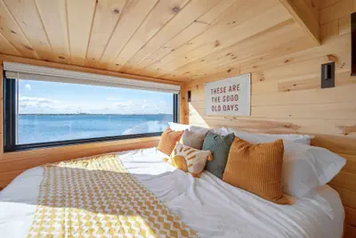 Photo 3 - Direct Waterfront Cabin Sunset Views 4