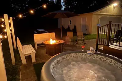 Photo 2 - Hot Tub Outdoor Living Game Room Coffee Bar