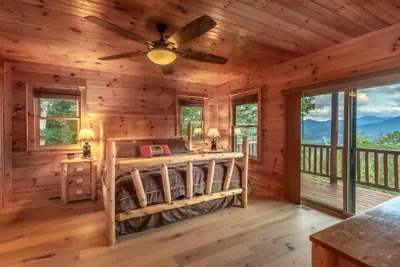 Photo 2 - Waynesville Mtn Cabin-scenic Views Relaxing Hottub