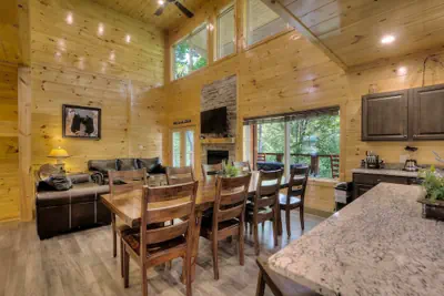 Photo 2 - New 5K Suites Hot Tub Game Room Near Gsmnp