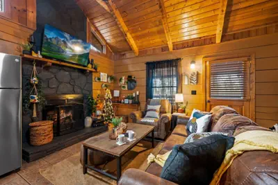 Photo 4 - Location-quiet-hottub-fireplace