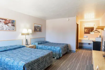 Photo 4 - Prospector Inn