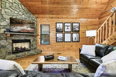Photo 3 - Dotties Place Cabin by Beyond Expectations With Hot Tub