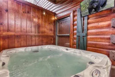 Photo 2 - Day Dreamer Cabin With Views by Beyond Expectations