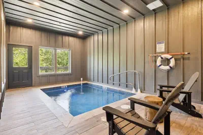 Photo 3 - Peak Overlook by Beyond Expectations Mountain Retreat With Hot Tub