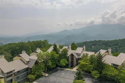 Photo 4 - Misty Mountain Condo by Beyond Expectations With Hot Tub