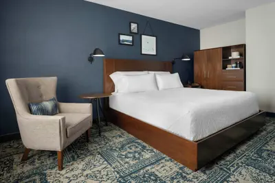 Photo 3 - Four Points BY Sheraton Savannah Airport