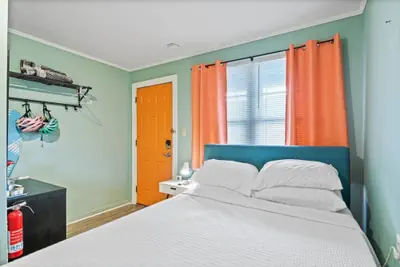 Photo 5 - Travel Back to the 50s- Renovated Motel Gem