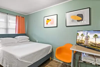Photo 4 - Travel Back to the 50s- Renovated Motel Gem