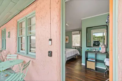 Photo 2 - Classic Charm-retro 1950s Motel in St Augustine