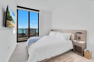 Photo 5 - 72 Park Miami Beach Boutique Residences by IliosRentals