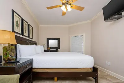 Photo 5 - Phoenix West 2605 3 Bedroom Condo